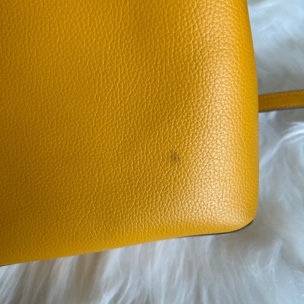 Coach Small Town Bucket Yellow Pebbled Leather Shoulder Bag 1011 - Picture 7 of 13